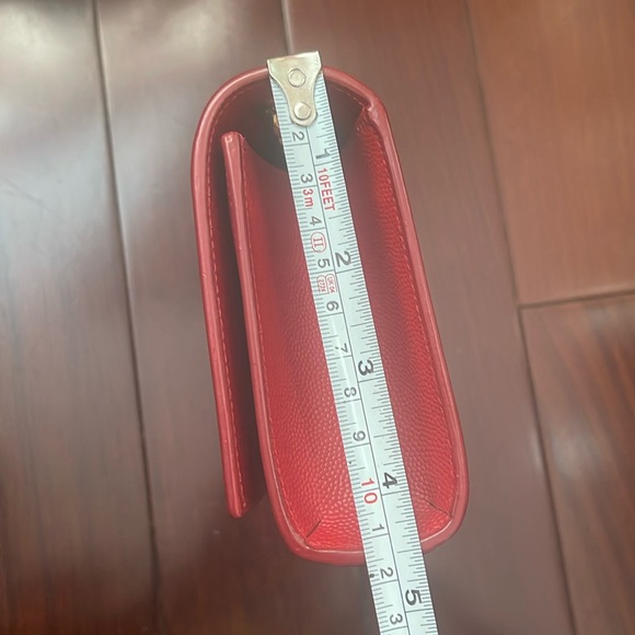 YSL Kate in great condition - Picture 10 of 11